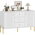 Sideboard verbindet ein Metallgestell und einen Spiegel