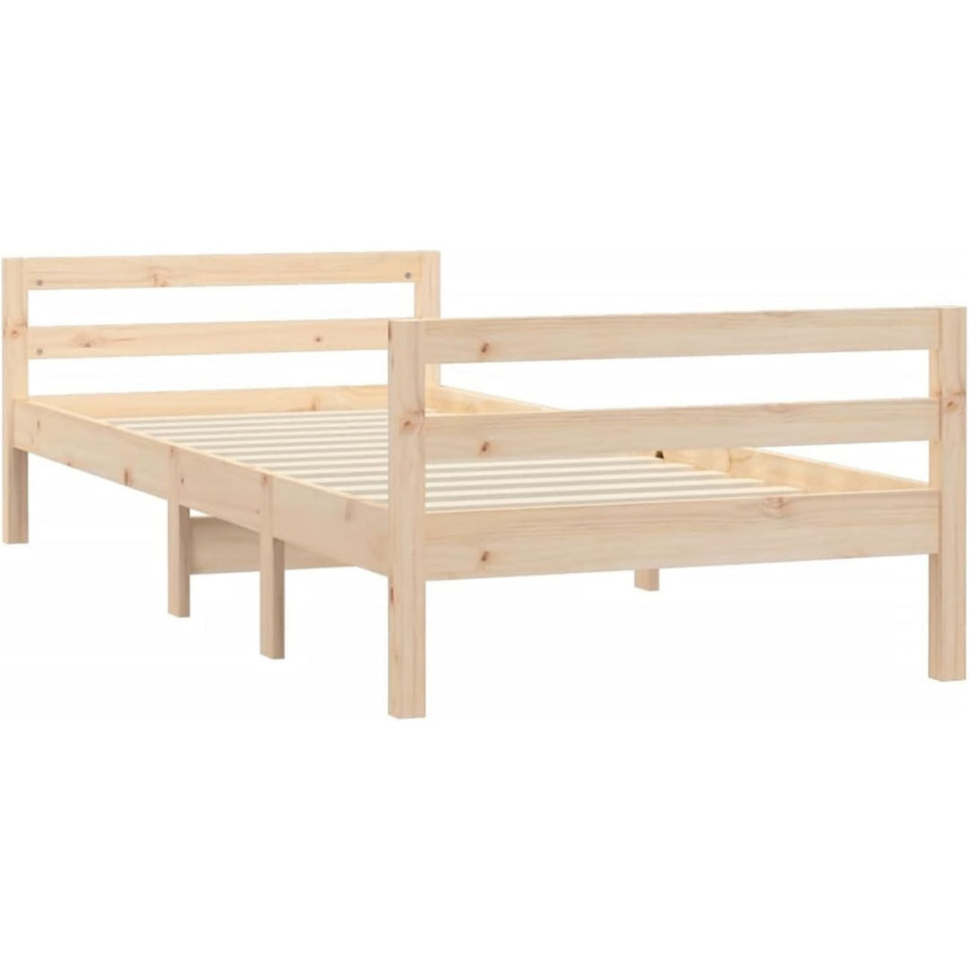 Ein Lattenrost an dem Bettgestell mit den Massen 90 x 200 cm
