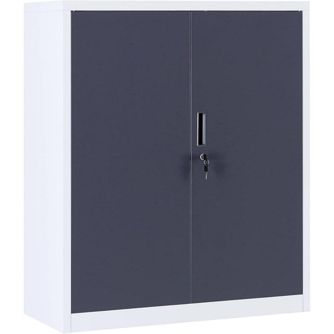 Verstellbare Ablagen praegen das Sideboard in Anthrazit